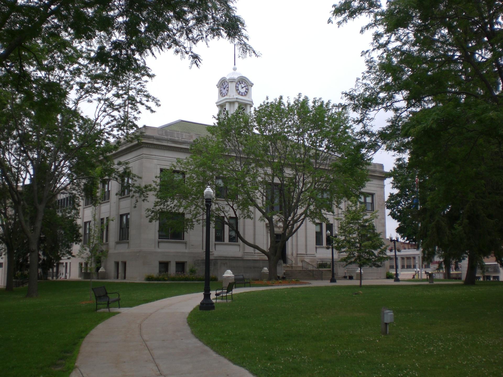 Baraboo Council Considers Cuts